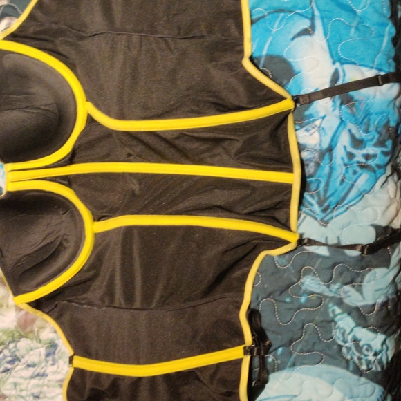 Batman Corset - Picture 3 of 5